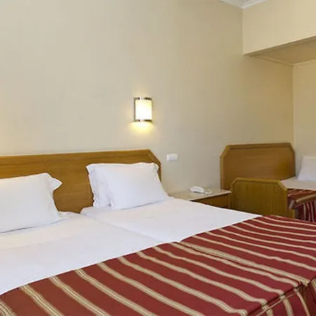 Miraparque 3* ליסבון